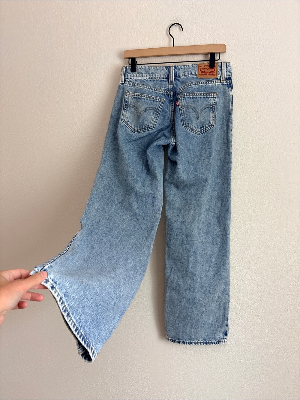 Levi’s Superlow 90s Jeans - Picture 5 of 9